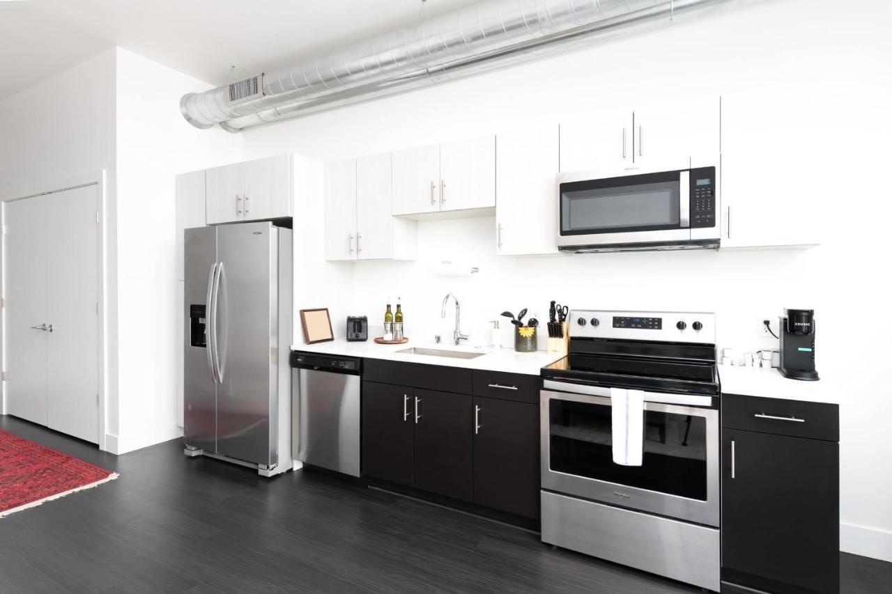 Flexhome Skywalk To Fiserv 1Br Apt U5 ミルウォーキー エクステリア 写真
