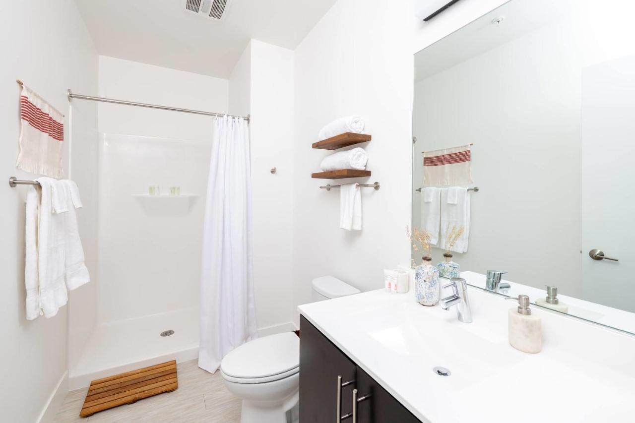 Flexhome Skywalk To Fiserv 1Br Apt U5 ミルウォーキー エクステリア 写真